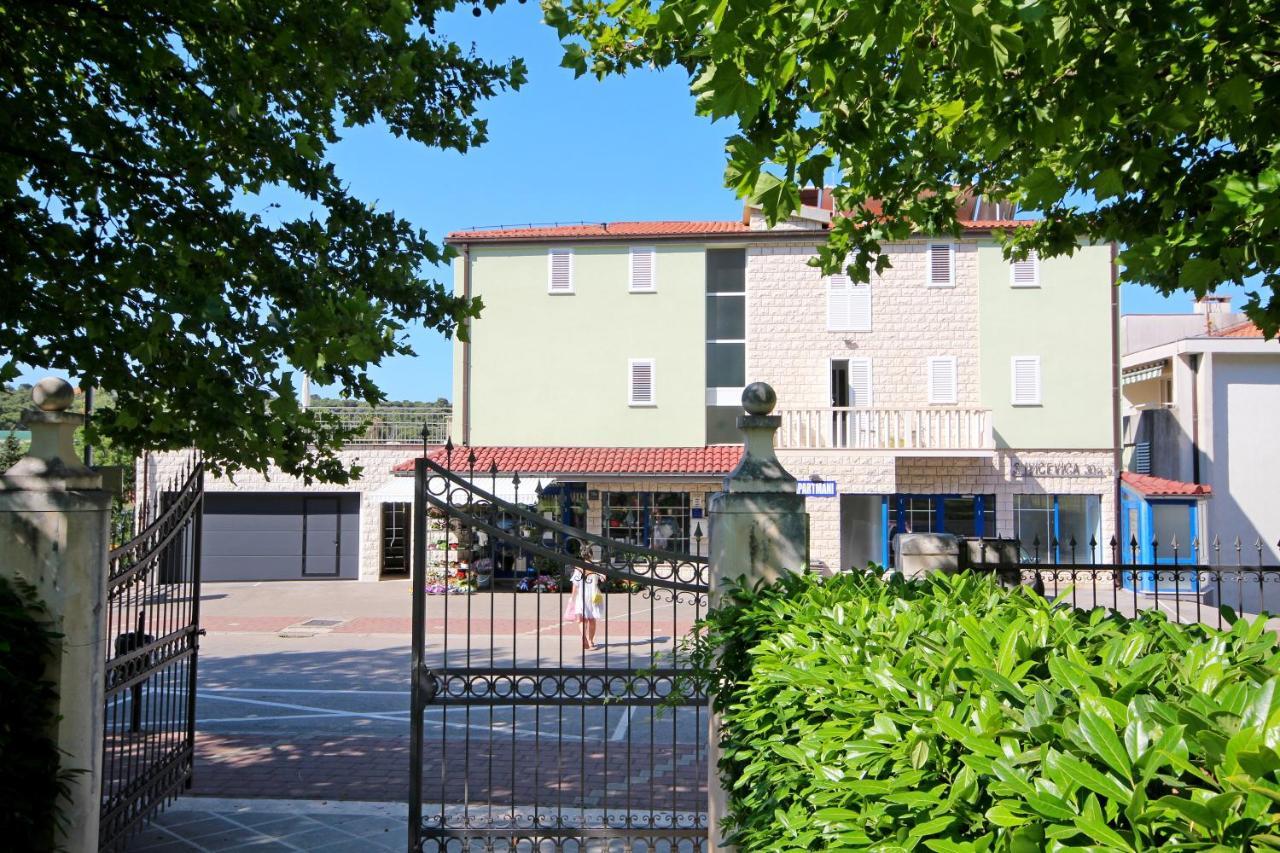 Apartment Vucic ماكارسكا المظهر الخارجي الصورة